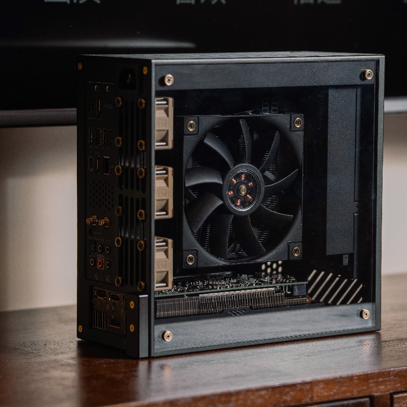 Sff Mini Itx Cnc Aluminum Chassis - LP P6 ITX behuizing aluminium CNC