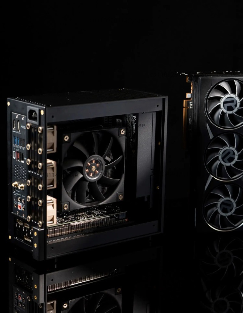 LP P6 ITX Behuizing Aluminium  - Sff Mini Itx Cnc Aluminum Chassis recensie en prijs